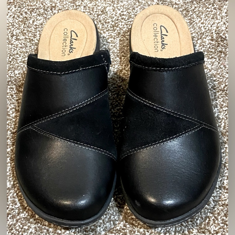 Clarks Women's Laurieann Kyla Clog Navy Black Leather Suede Combo Sz 7.5 NWOB